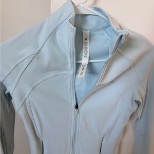 Lululemon Nulu Cropped Define Jacket in the color Tidewater Teal (size 2)